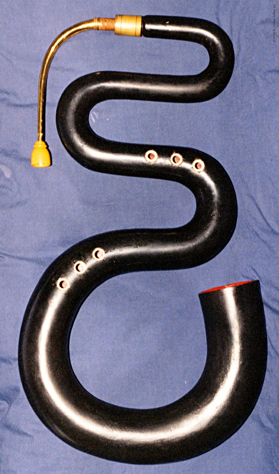 Serpent Instrument