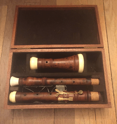 Baroque Oboe by Roessler in wooden case
