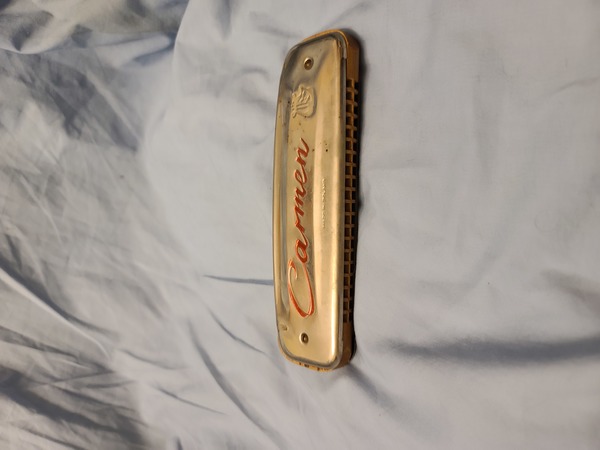 Carmen model double-reed harmonica