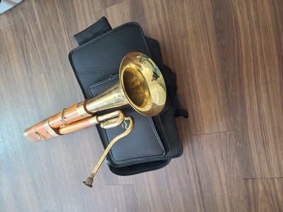 Bass horn by Jerome Wiss