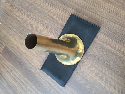 Bass horn by Jerome Wiss