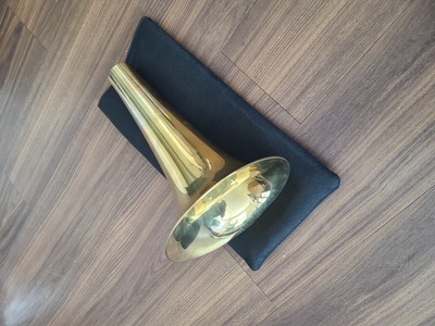 Bass horn by Jerome Wiss